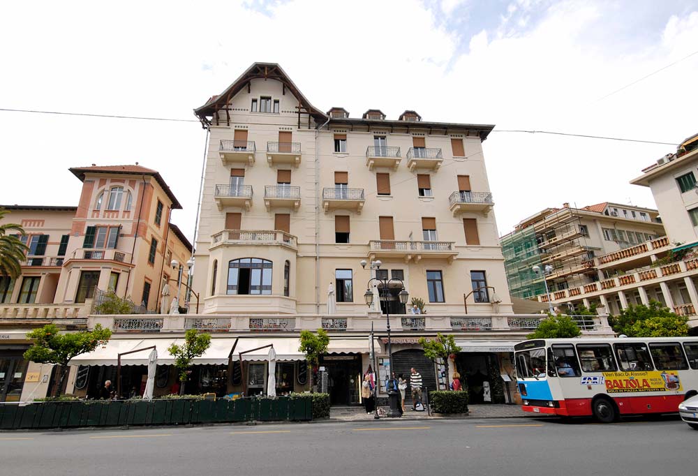 Facciata hotel Rosa