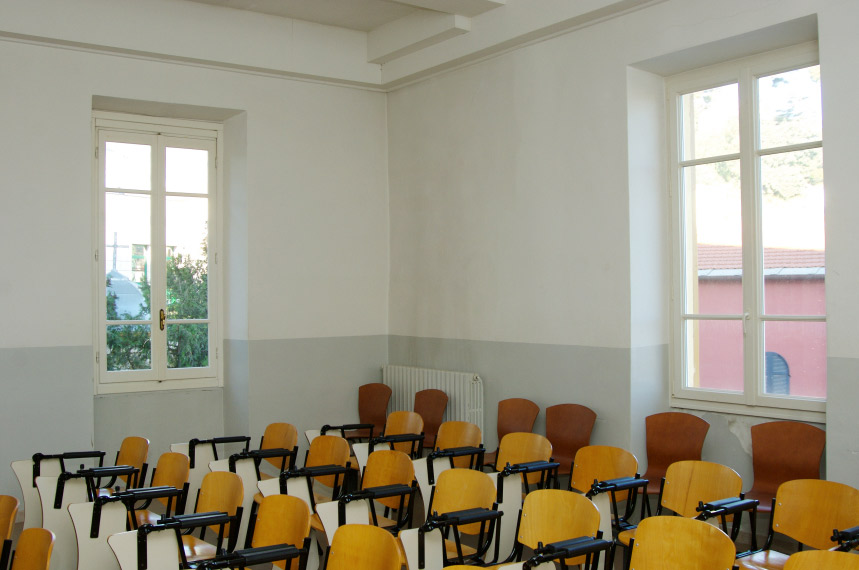 Interno finestre, Polo Universitario di Imperia